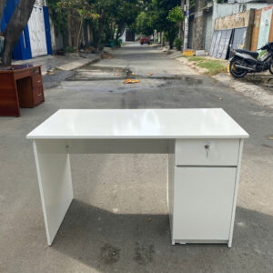 Bàn văn phòng có hộc