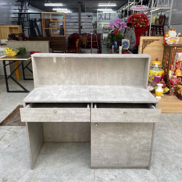 Bàn làm việc gỗ công nghiệp màu xi măng