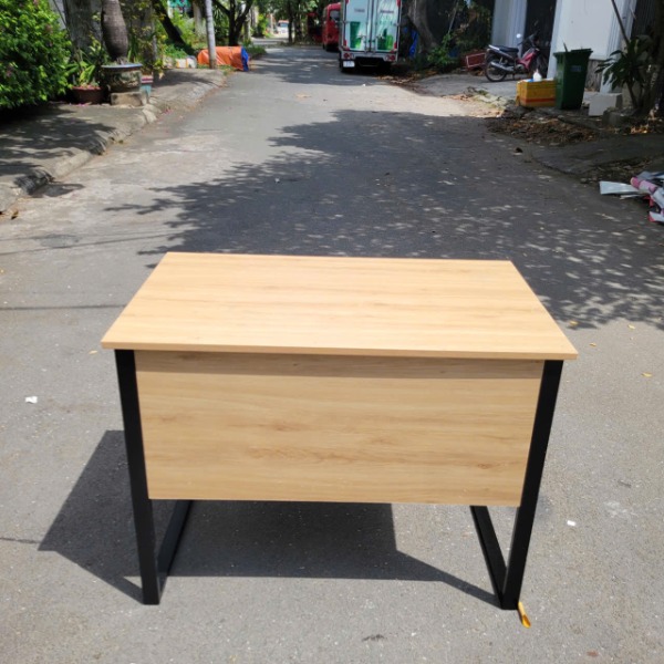 Bàn làm việc gỗ chân sắt 1m x 60cm màu vân gỗ sáng