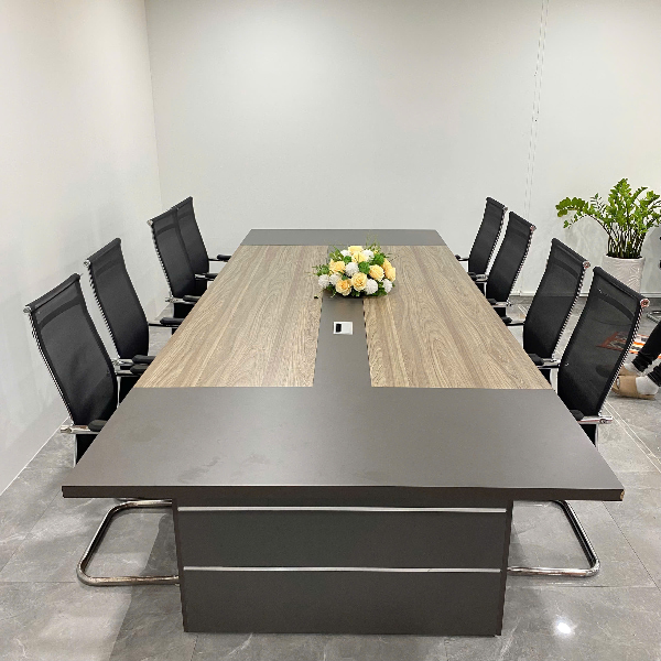 Bộ bàn họp thanh lý 8 ghế lưới chân quỳ hiện đại màu xám vân gỗ