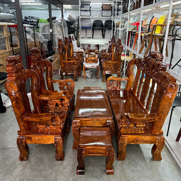 Bộ ghế salon gỗ tự nhiên chạm khắc tinh xảo, sang trọng và bền chắc