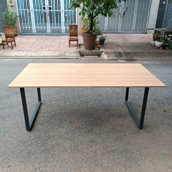 Bàn họp văn phòng chân sắt mặt gỗ 1mx2m – Hàng thanh lý giá rẻ